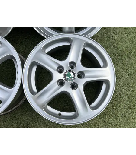 5x100 15" Skoda gyári alufelni 6Jx15h2 ET38 - Mobil Gumis 4