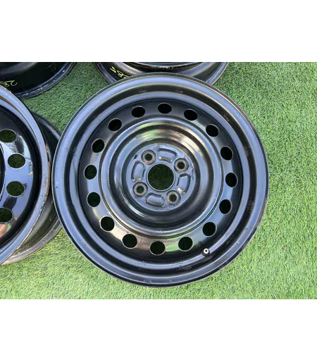 4x100 15" Toyota gyári lemezfelni 6Jx15h2 ET45 3