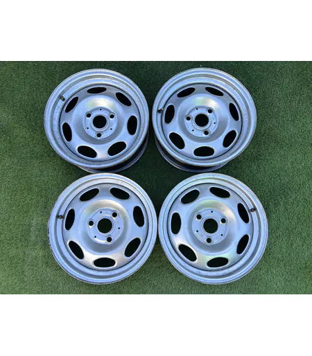 3x112 15" Smart gyári lemezfelni 4,5Jx15h2 ET23 5,5jx15h2 E22