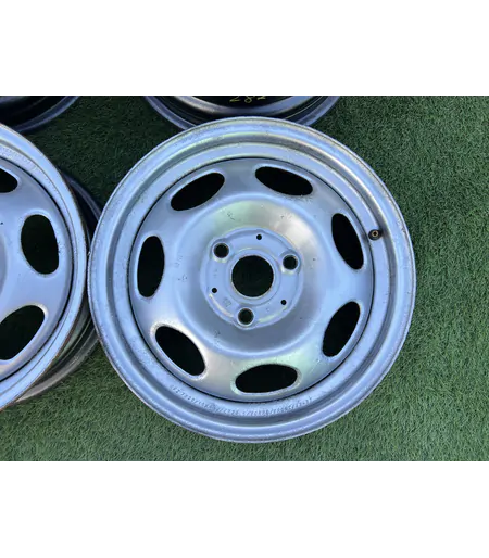 3x112 15" Smart gyári lemezfelni 4,5Jx15h2 ET23 5,5jx15h2 E22 3