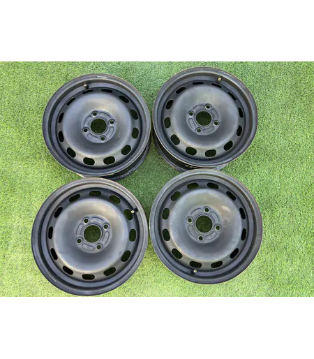 4x108 15" Ford gyári lemezfelni 6Jx15h2 ET47,5