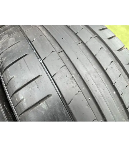 285/40 R21 Pirelli PZero nyári gumi 4,5-5mm 3