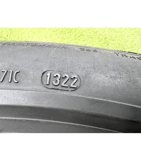 285/40 R21 Pirelli PZero nyári gumi 4,5-5mm 5