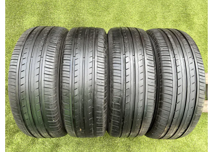 205/55 R16 Yokohama BlueEarth ES32 nyári gumi 4-5mm alapértelmezett kép