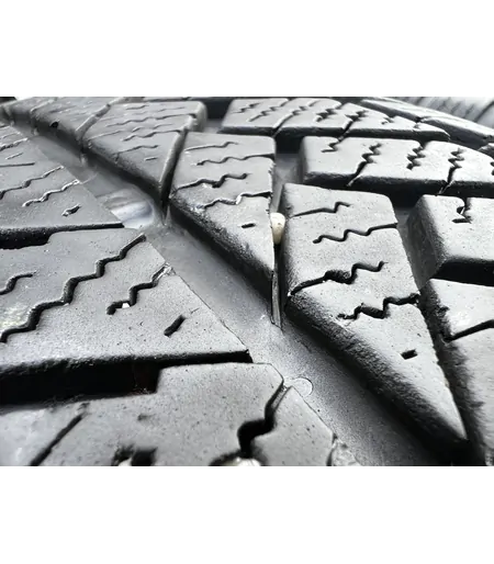 235/55 R19 Continental WinterContact TS850P téli gumi 5mm 4
