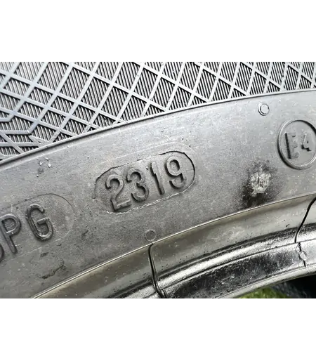 235/55 R19 Continental WinterContact TS850P téli gumi 5mm 6