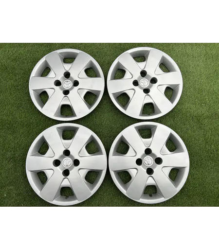 Toyota gyári 15" dísztárcsa