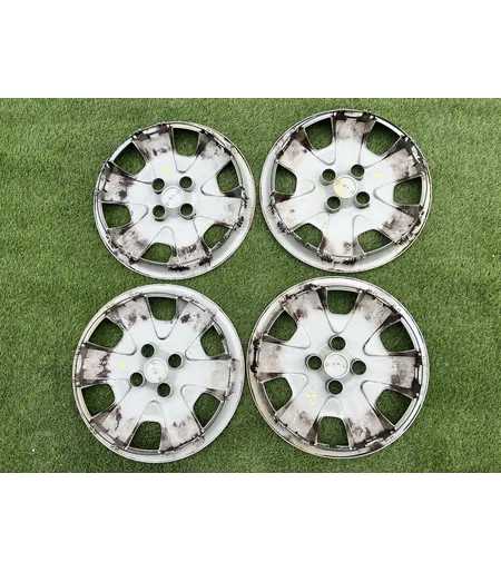 Toyota gyári 15" dísztárcsa 6