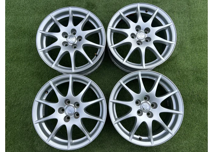 5x100 16" Toyota gyári alufelni 6,5Jx16h2 ET45 alapértelmezett kép