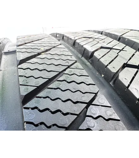 275/35 R20 Vredestein Quatrac Pro négyévszakos gumi mm - Mobil Gumis 4