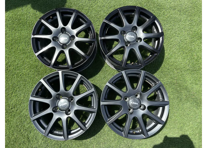4x100 15" Rial alufelni 6,5Jx15h2 ET38 alapértelmezett kép