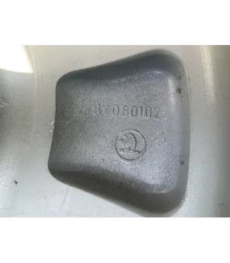 5x100 14" Skoda gyári alufelni 6Jx14h2 ET43 7