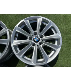5x120 17" Bmw F10 F11 gyári alufelni 8Jx17h2 ET30 4