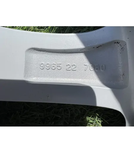 5x114.3 18" Mazda gyári alufelni 7Jx18h2 ET50 8