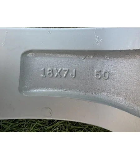 5x114.3 18" Mazda gyári alufelni 7Jx18h2 ET50 9
