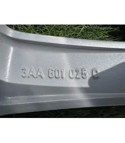 5x112 17" Volkswagen gyári alufelni 7,5Jx17h2 ET47 8