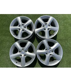 5x114.3 16" Suzuki SX4 gyári alufelni 6Jx16h2 ET50 1