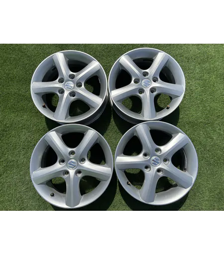 5x114.3 16" Suzuki SX4 gyári alufelni 6Jx16h2 ET50