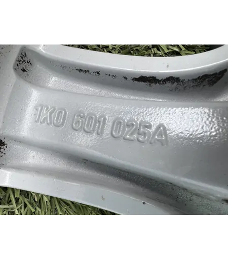 5x112 15" Volkswagen gyári alufelni 6,5Jx15h2 ET50 - Mobil Gumis 7