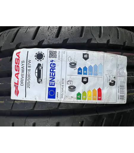 205/50 R16 Lassa Driveways nyári gumi mm 2
