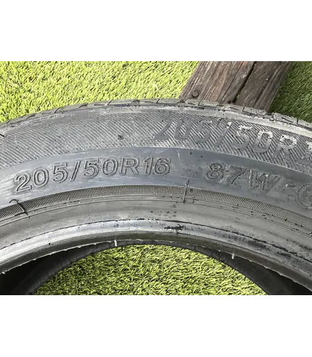 205/50 R16 Lassa Driveways nyári gumi mm 5