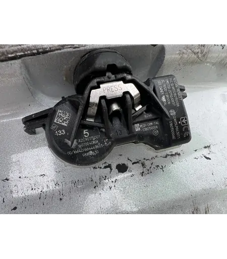 5x114.3 17" Renault (RCD) alufelni+ TPMS szenzor 7Jx17h2 ET37 - Mobil Gumis 8