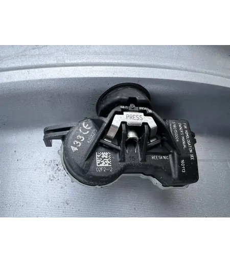 4x100 15" Mitsubishi Space Star gyári alufelni +TPMS szenzor 5,5Jx15h2 ET45 - Mobil Gumis 8