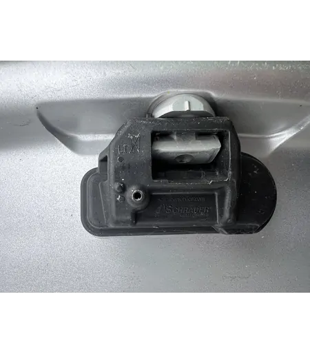 5x112 17" Mercedes B osztály gyári alufelni + TPMS szenzor 7,5Jx17h2 ET52,5 9