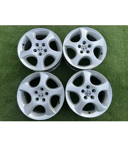 5x100 15" Toyota gyári alufelni 6Jx15h2 ET39 1