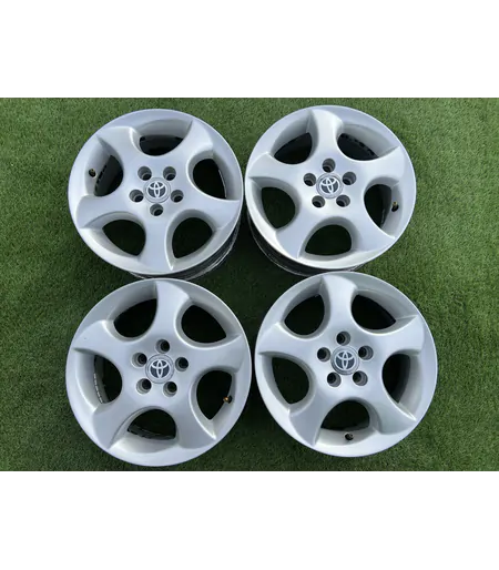 5x100 15" Toyota gyári alufelni 6Jx15h2 ET39 1