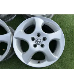 5x100 15" Toyota gyári alufelni 6Jx15h2 ET39 3