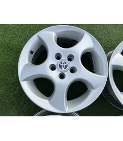 5x100 15" Toyota gyári alufelni 6Jx15h2 ET39 5