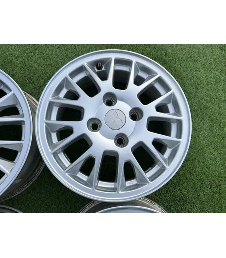 4x114.3 15" Mitsubishi gyári alufelni 6Jx15h2 ET46 4