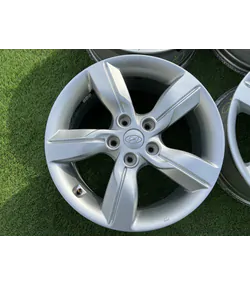 5x114.3 17" Hyundai gyári alufelni 7Jx17h2 ET47 2