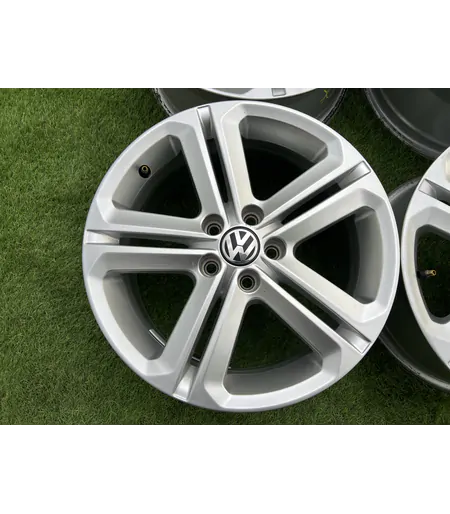 5x100 16" Volkswagen gyári alufelni 7Jx16h2 ET46 2