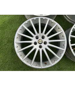 5x98 17" Alfa Romeo gyári alufelni 7Jx17h2 ET40,5 2