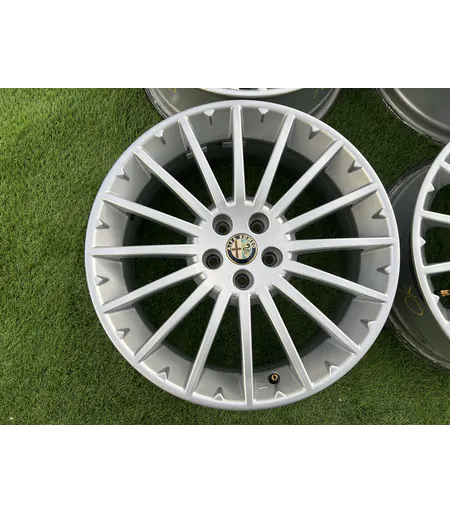 5x98 17" Alfa Romeo gyári alufelni 7Jx17h2 ET40,5 2