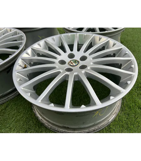 5x98 17" Alfa Romeo gyári alufelni 7Jx17h2 ET40,5 6