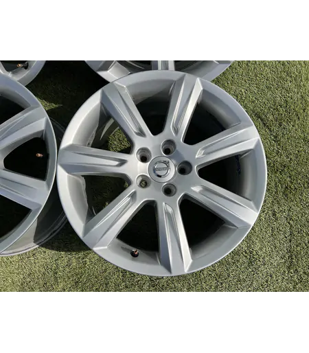 5x108 18" Volvo gyári alufelni 8Jx18h2 ET42 - Mobil Gumis 4