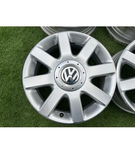 5x112 16" Volkswagen gyári alufelni 6Jx16h2 ET50 2
