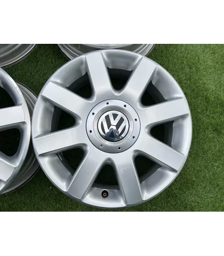 5x112 16" Volkswagen gyári alufelni 6Jx16h2 ET50 3