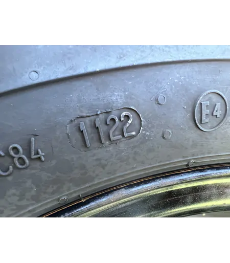 5x130 16" Renault Master gyári lemezfelni 225/65 R16C újszerű nyári gumikkal 4