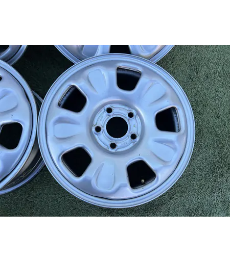5x114.3 16" Dacia Duster gyári lemezfelni 6,5Jx16h2 ET50 - Mobil Gumis 3