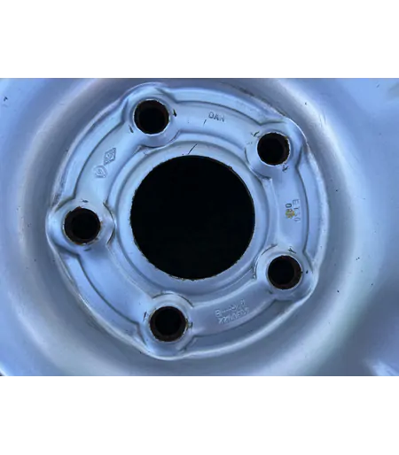 5x114.3 16" Dacia Duster gyári lemezfelni 6,5Jx16h2 ET50 - Mobil Gumis 6