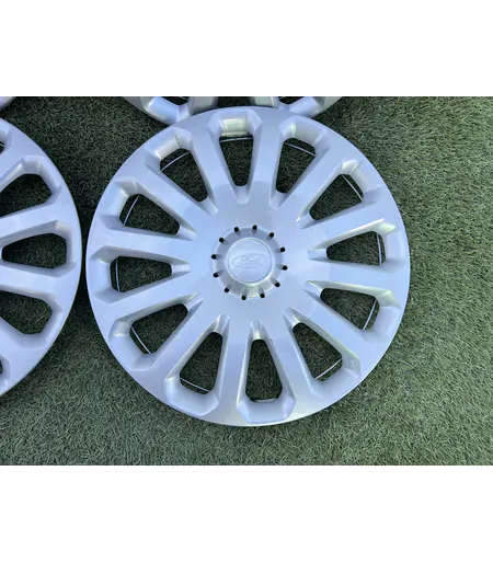 Ford gyári 15" dísztárcsa - Mobil Gumis 2