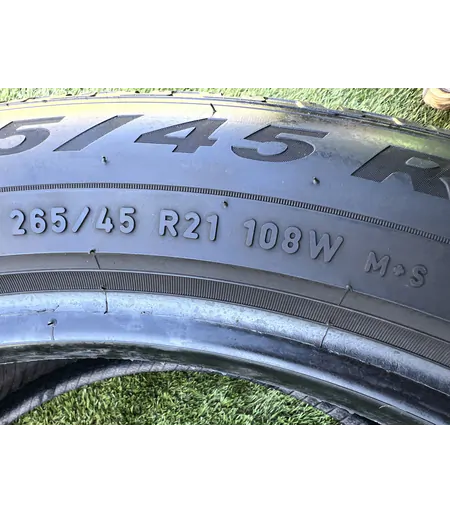 265/45 R21 Pirelli Scorpion téli gumi 5mm 5