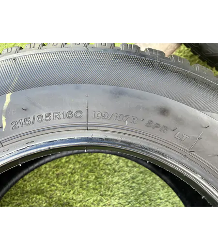 215/65 R16C Lassa Wintus 2 téli gumi 9mm 5