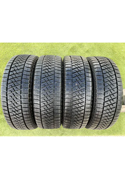 215/65 R16C Lassa Wintus 2 téli gumi 9-10mm