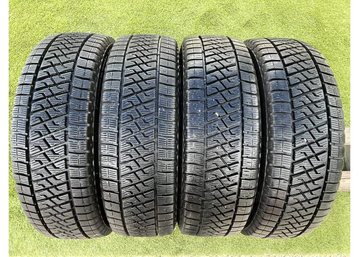 215/65 R16C Lassa Wintus 2 téli gumi 9-10mm alapértelmezett kép