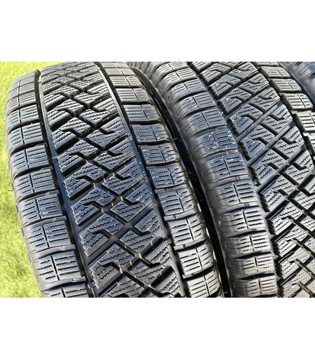 215/65 R16C Lassa Wintus 2 téli gumi 9-10mm 2